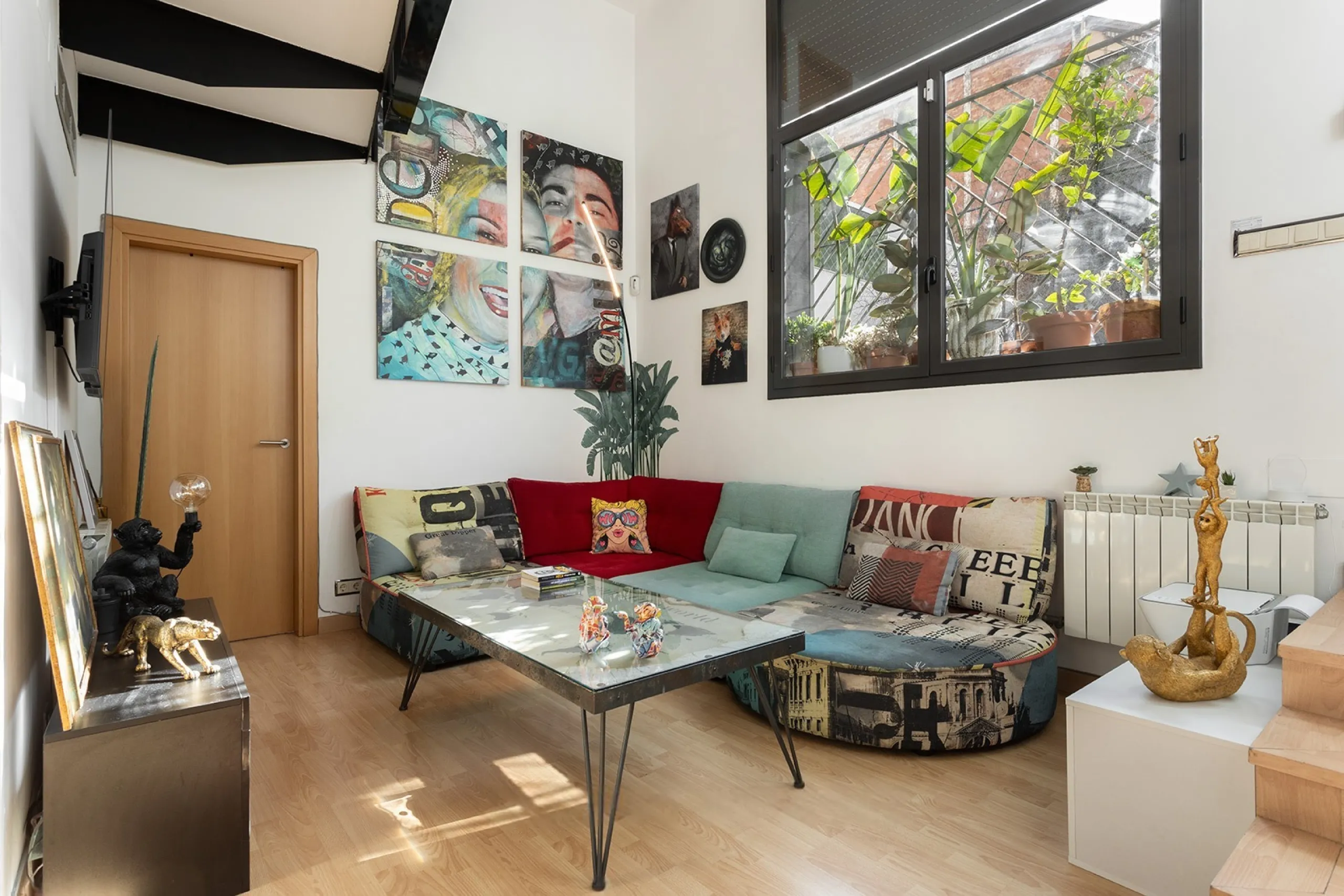 Stylish Bright Duplex with a Terrace in Quiet Les Corts, Barcelona 