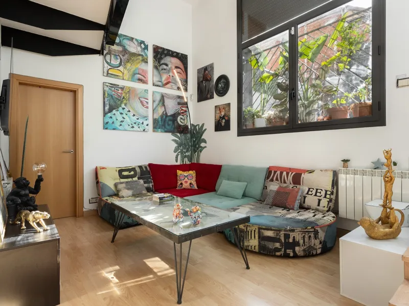 Stylish Bright Duplex with a Terrace in Quiet Les Corts, Barcelona 