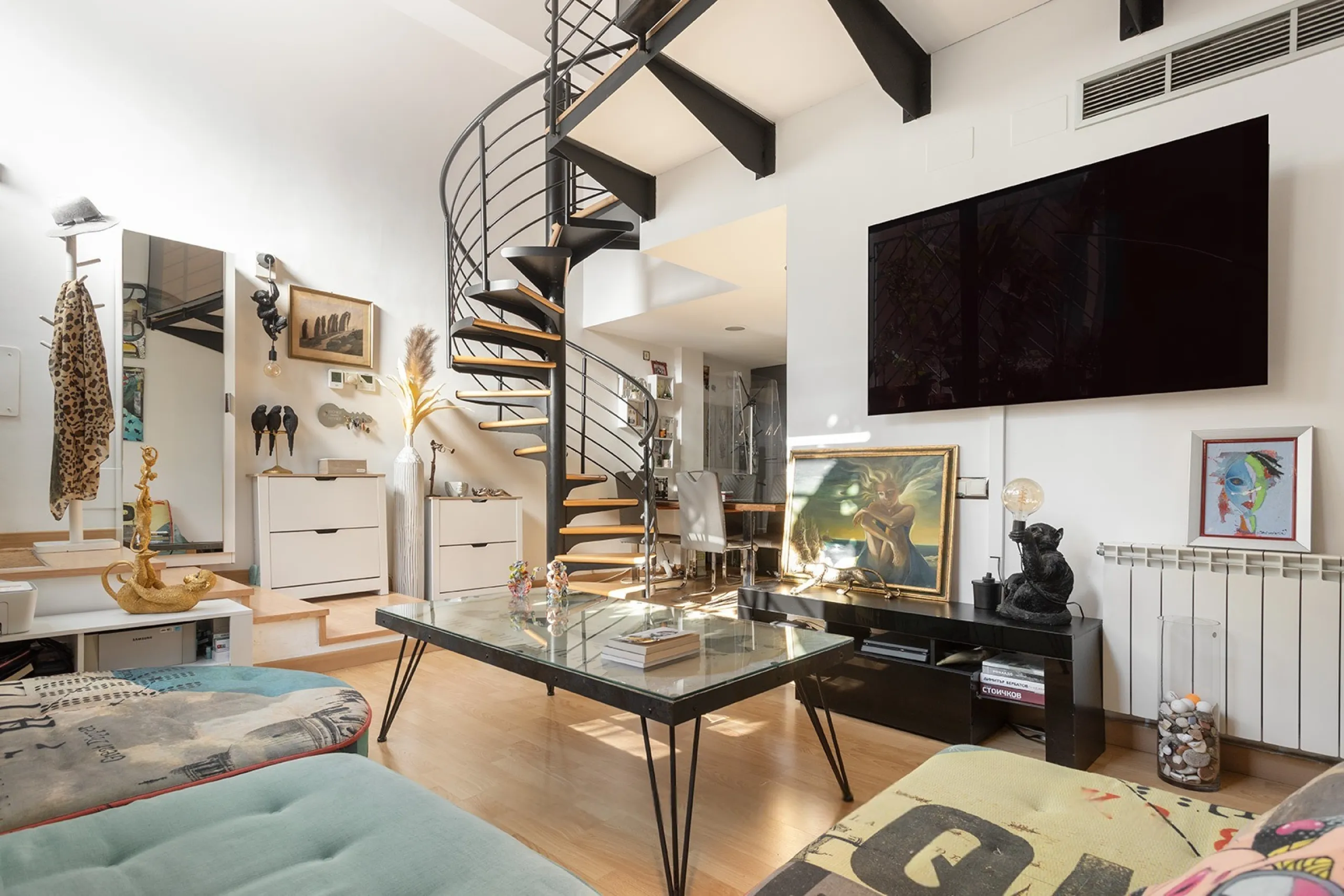 Stylish Bright Duplex with a Terrace in Quiet Les Corts, Barcelona 