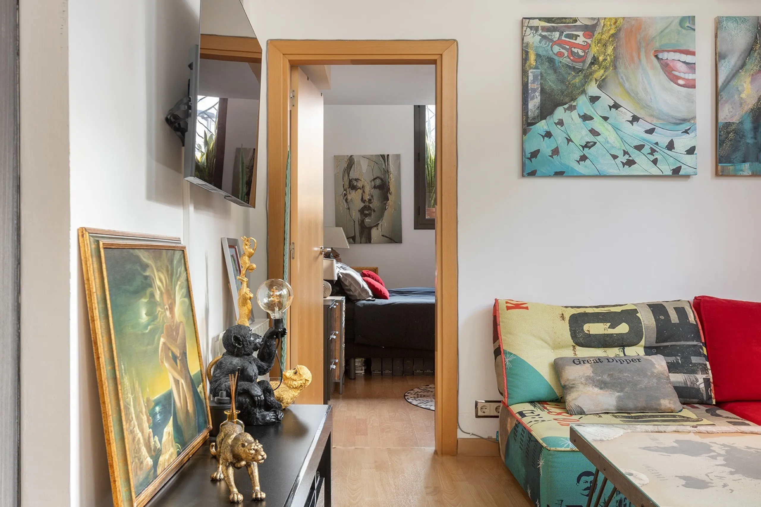 Stylish Bright Duplex with a Terrace in Quiet Les Corts, Barcelona 