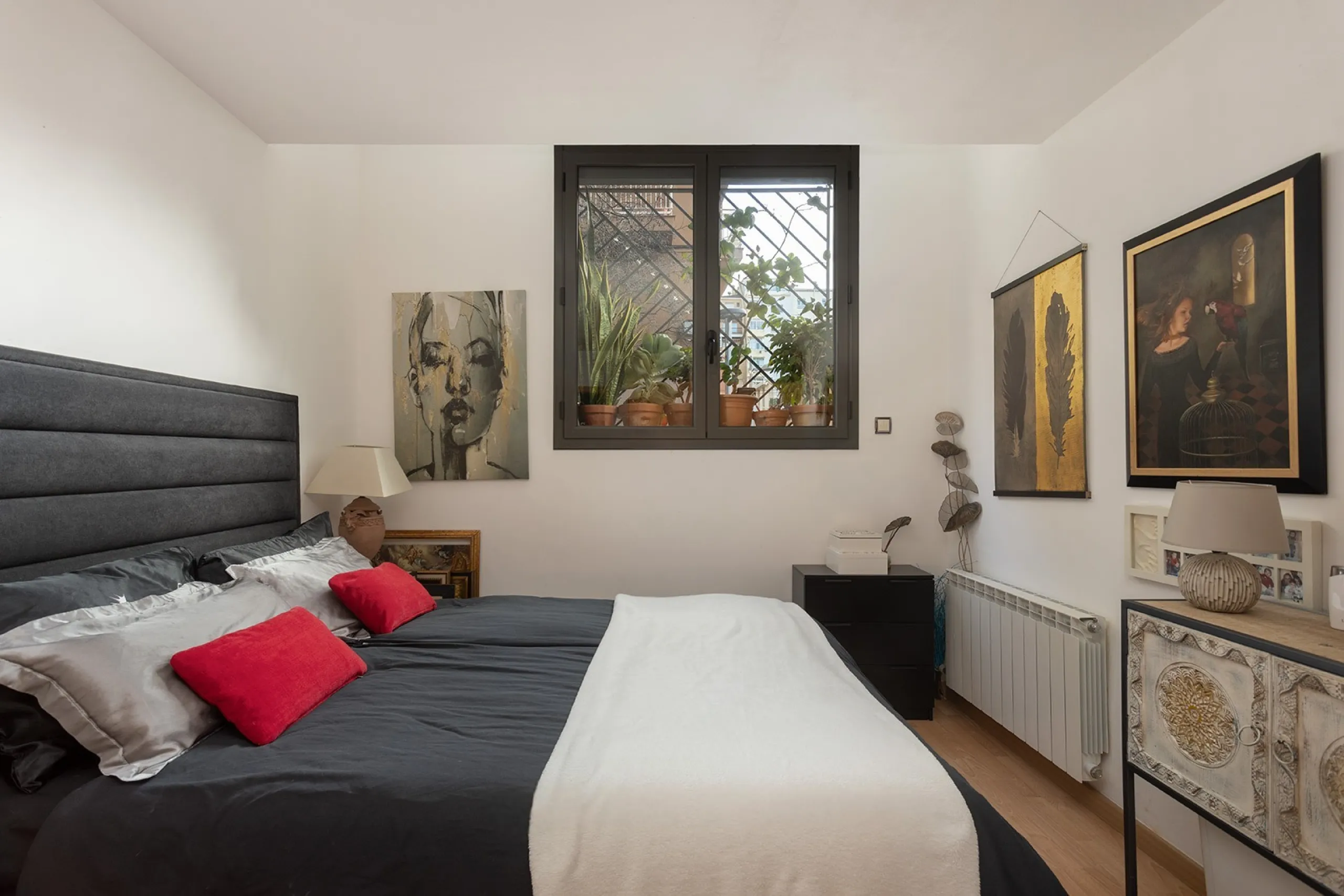 Stylish Bright Duplex with a Terrace in Quiet Les Corts, Barcelona 