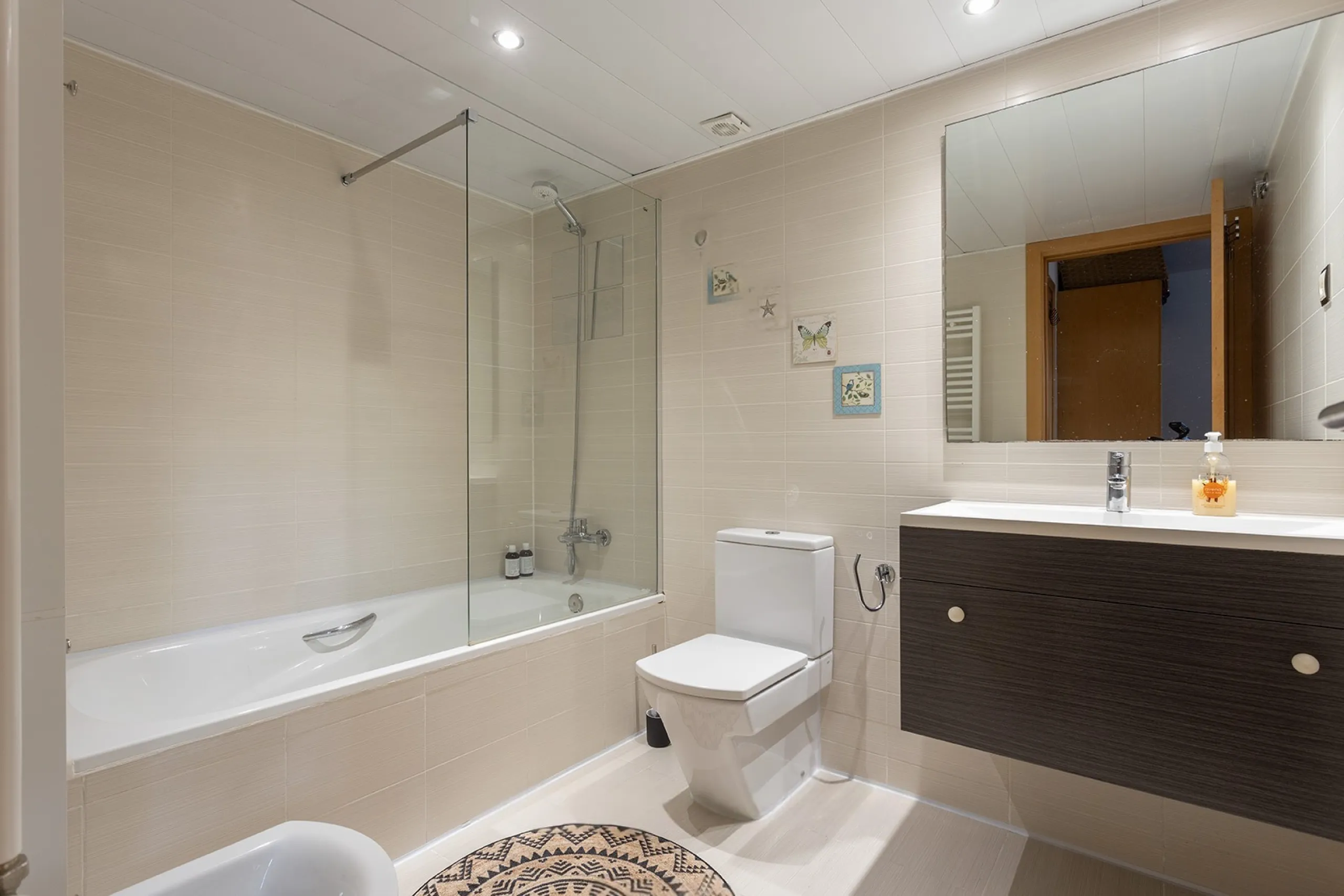 Stylish Bright Duplex with a Terrace in Quiet Les Corts, Barcelona 