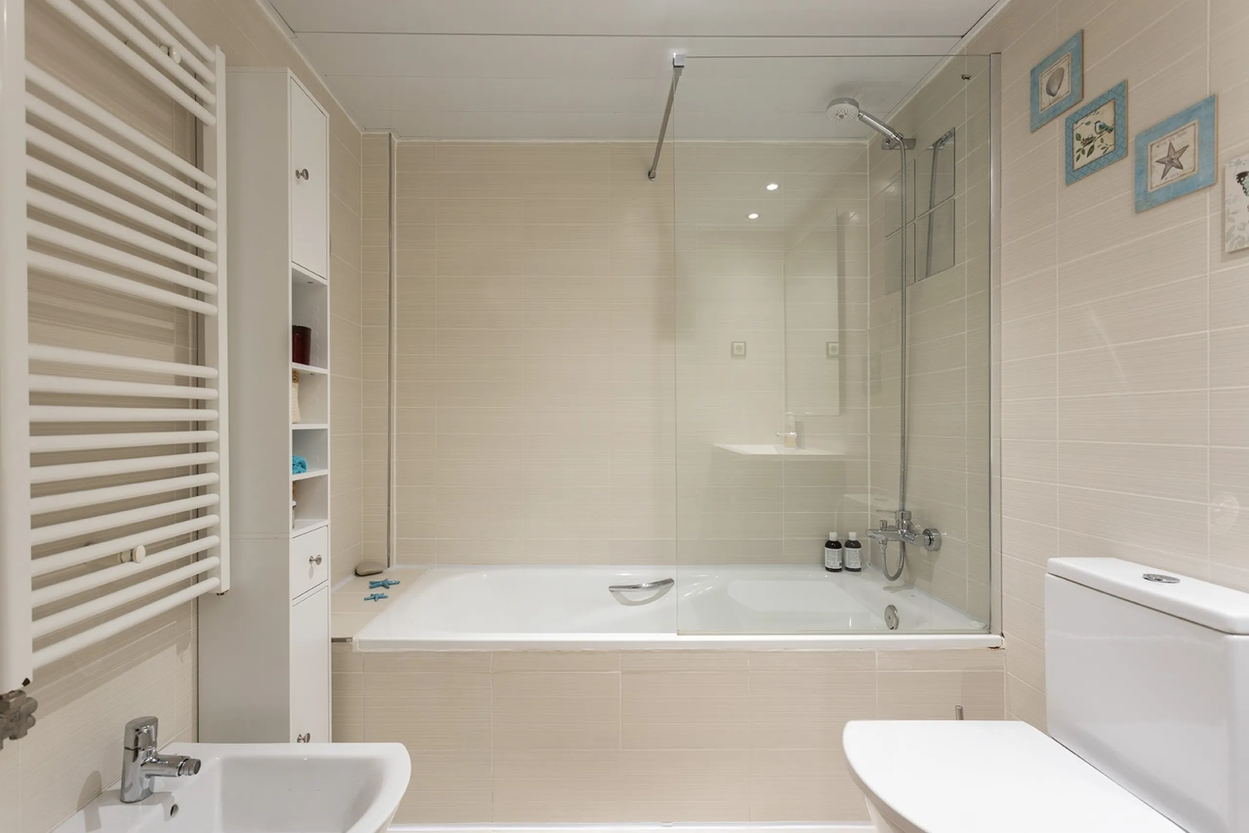 Stylish Bright Duplex with a Terrace in Quiet Les Corts, Barcelona 