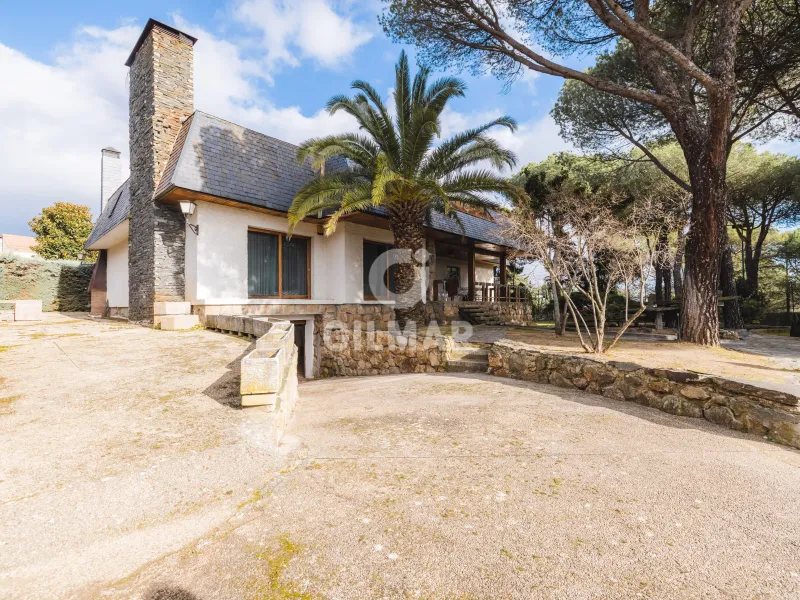 Villa in Valdemorillo - Madrid