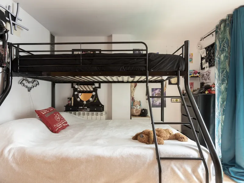 Stylish Bright Duplex with a Terrace in Quiet Les Corts, Barcelona 