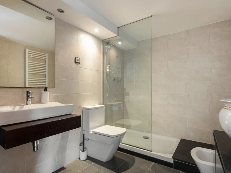 Stylish Bright Duplex with a Terrace in Quiet Les Corts, Barcelona 