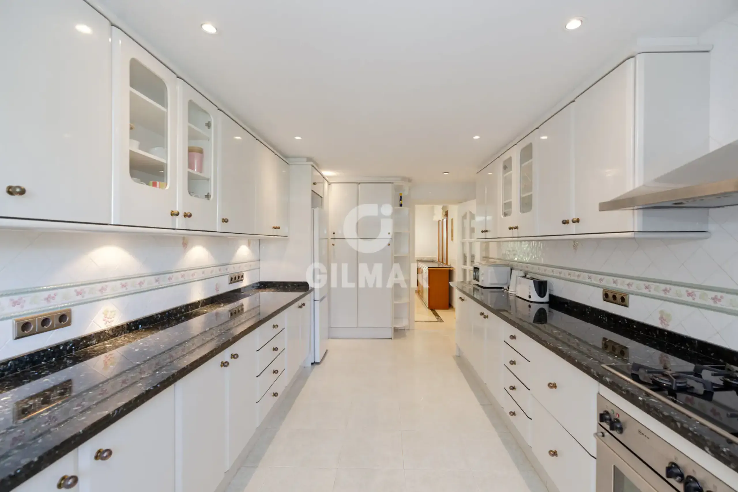 Villa in Estepona Este - Málaga