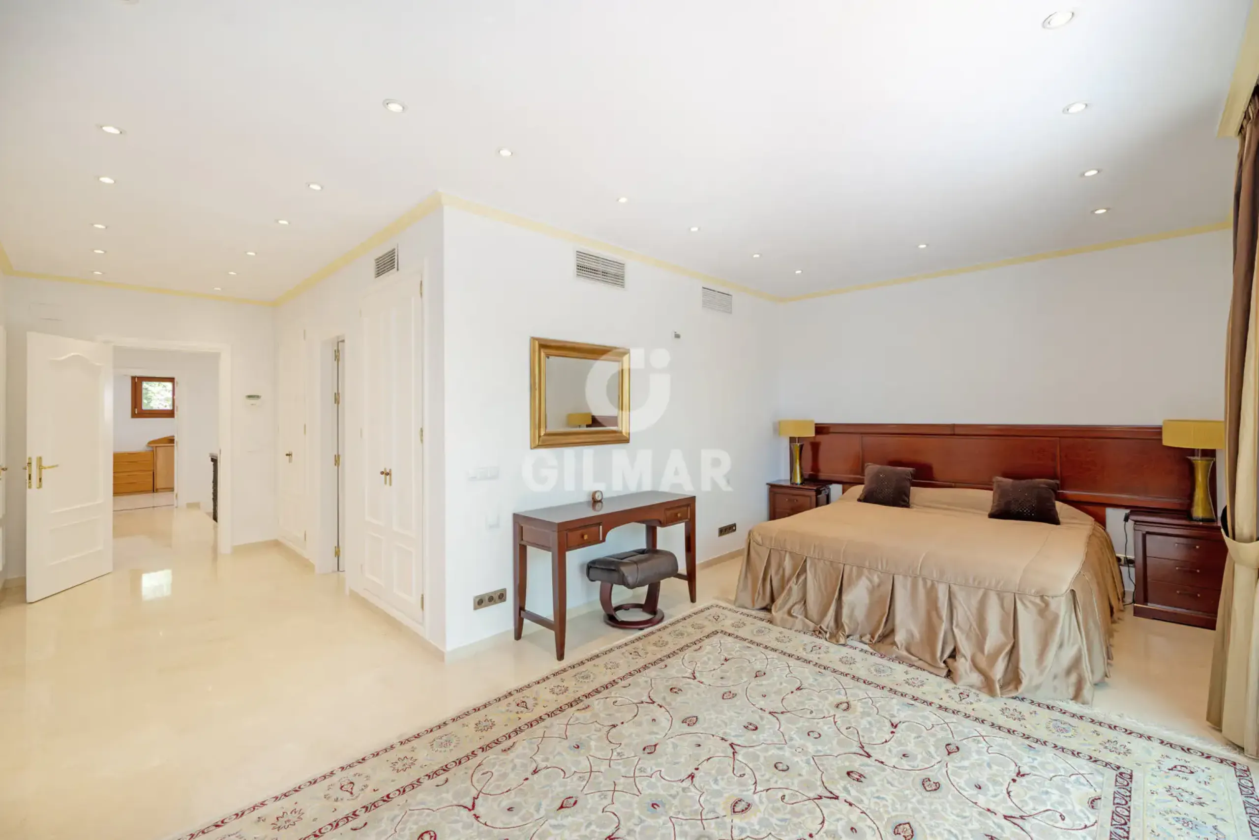 Villa in Estepona Este - Málaga