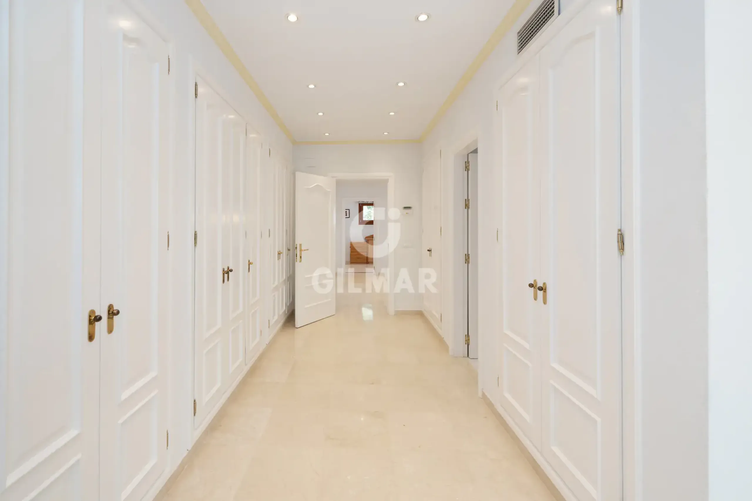 Villa in Estepona Este - Málaga