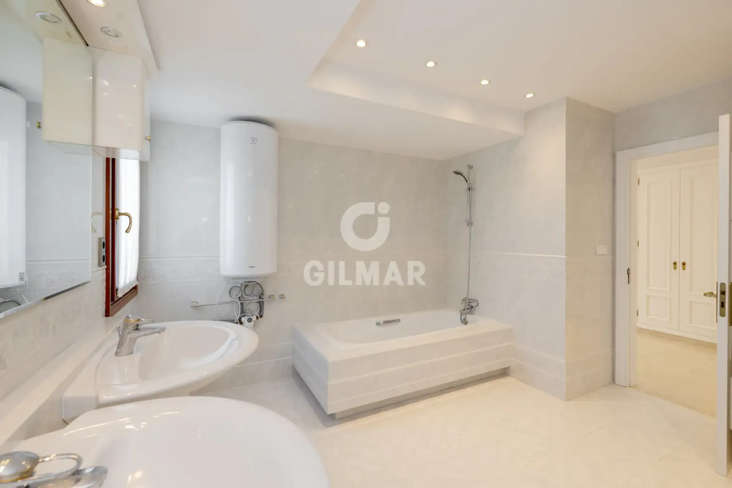 Villa in Estepona Este - Málaga