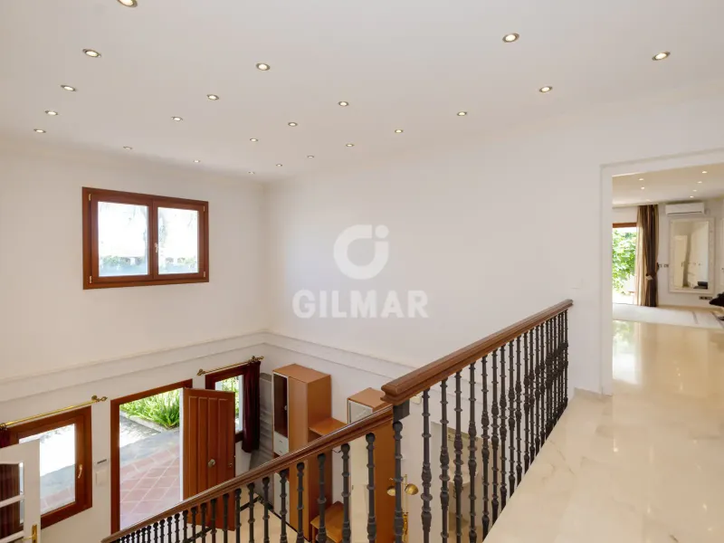Villa in Estepona Este - Málaga