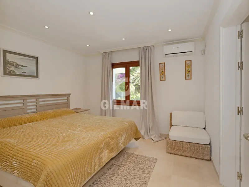 Villa in Estepona Este - Málaga