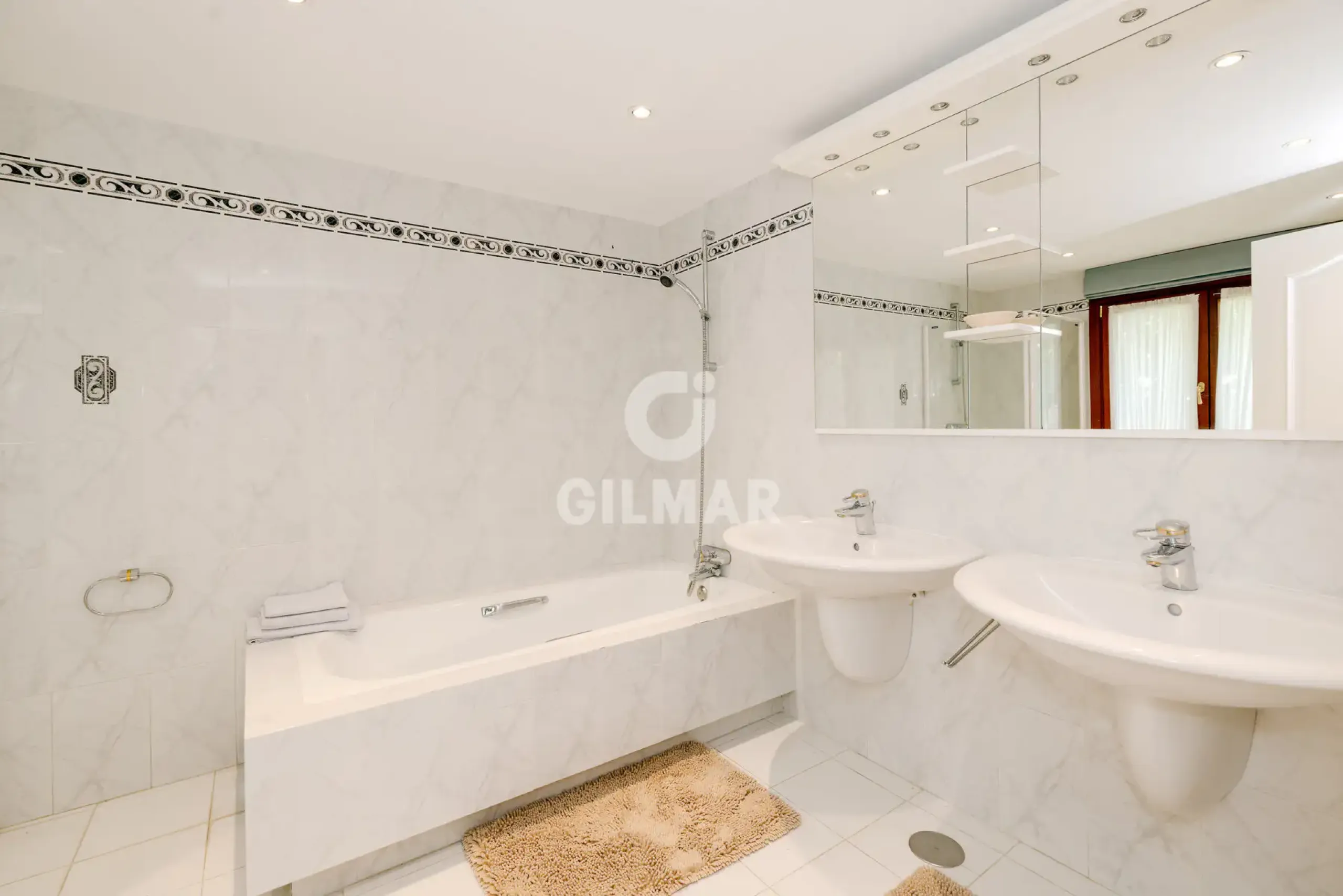 Villa in Estepona Este - Málaga