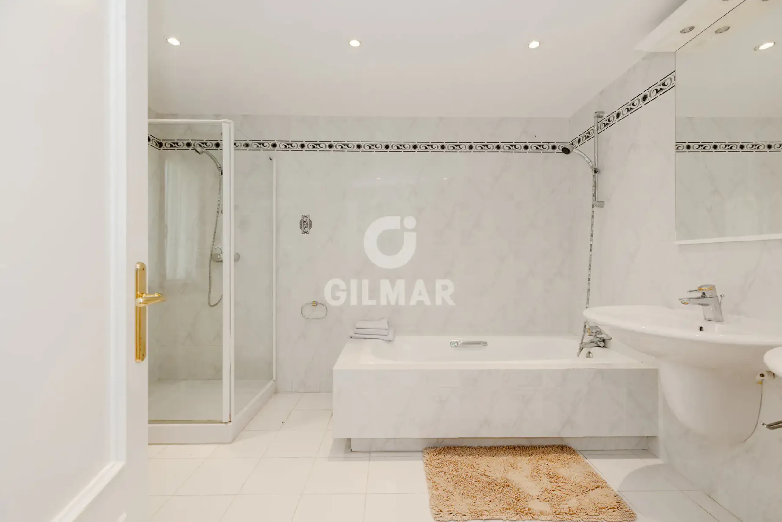 Villa in Estepona Este - Málaga