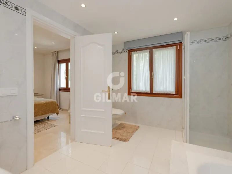Villa in Estepona Este - Málaga