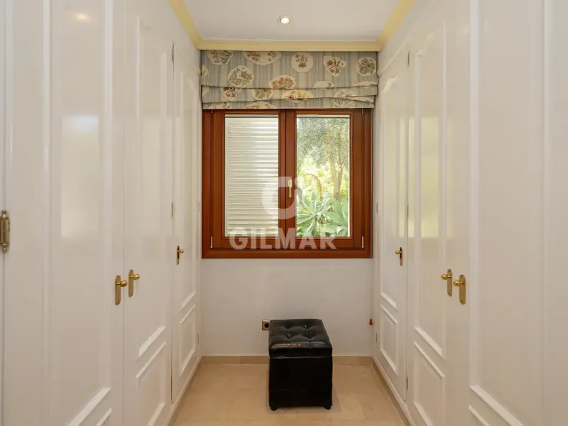 Villa in Estepona Este - Málaga