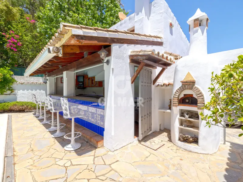 Villa in Estepona Este - Málaga