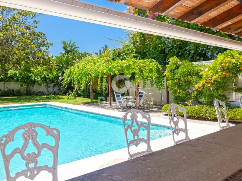 Villa in Estepona Este - Málaga