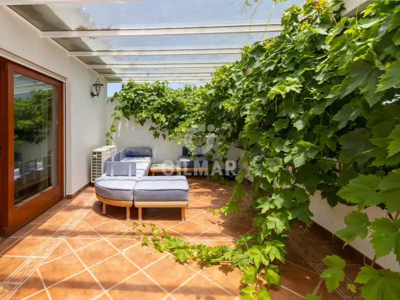 Villa in Estepona Este - Málaga