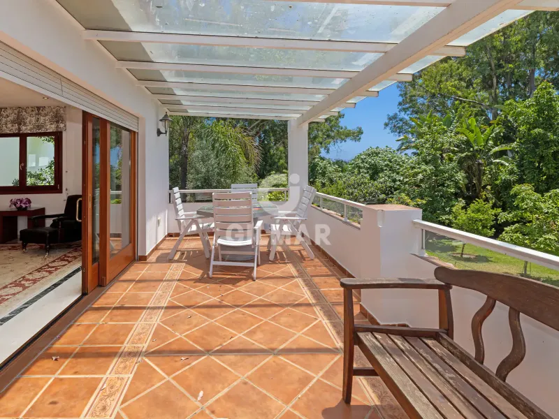 Villa in Estepona Este - Málaga