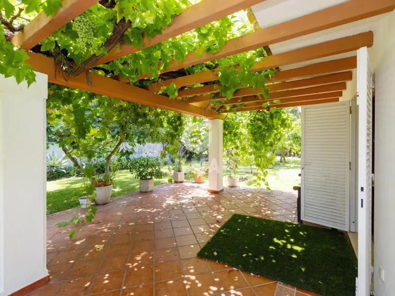 Villa in Estepona Este - Málaga
