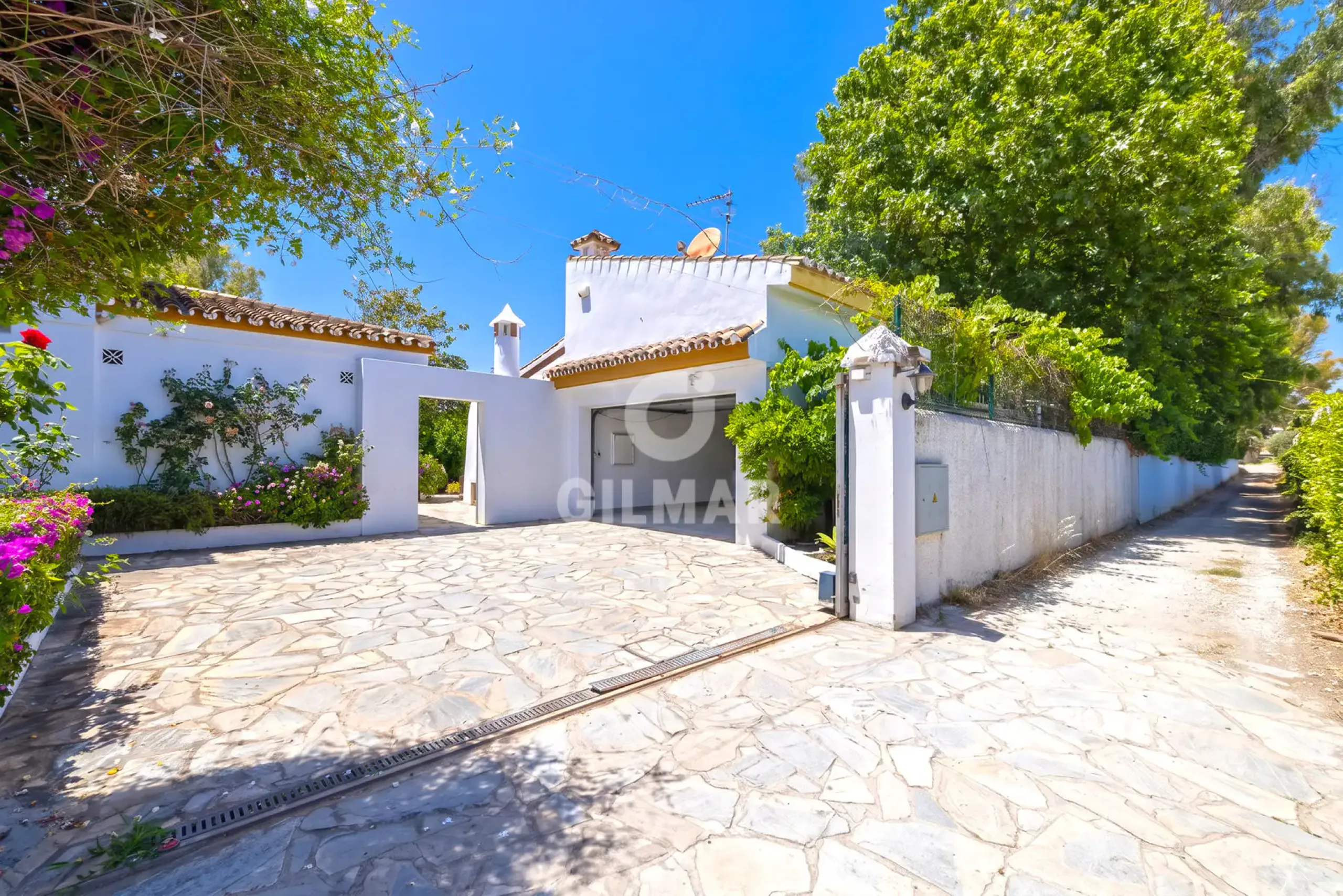 Villa in Estepona Este - Málaga