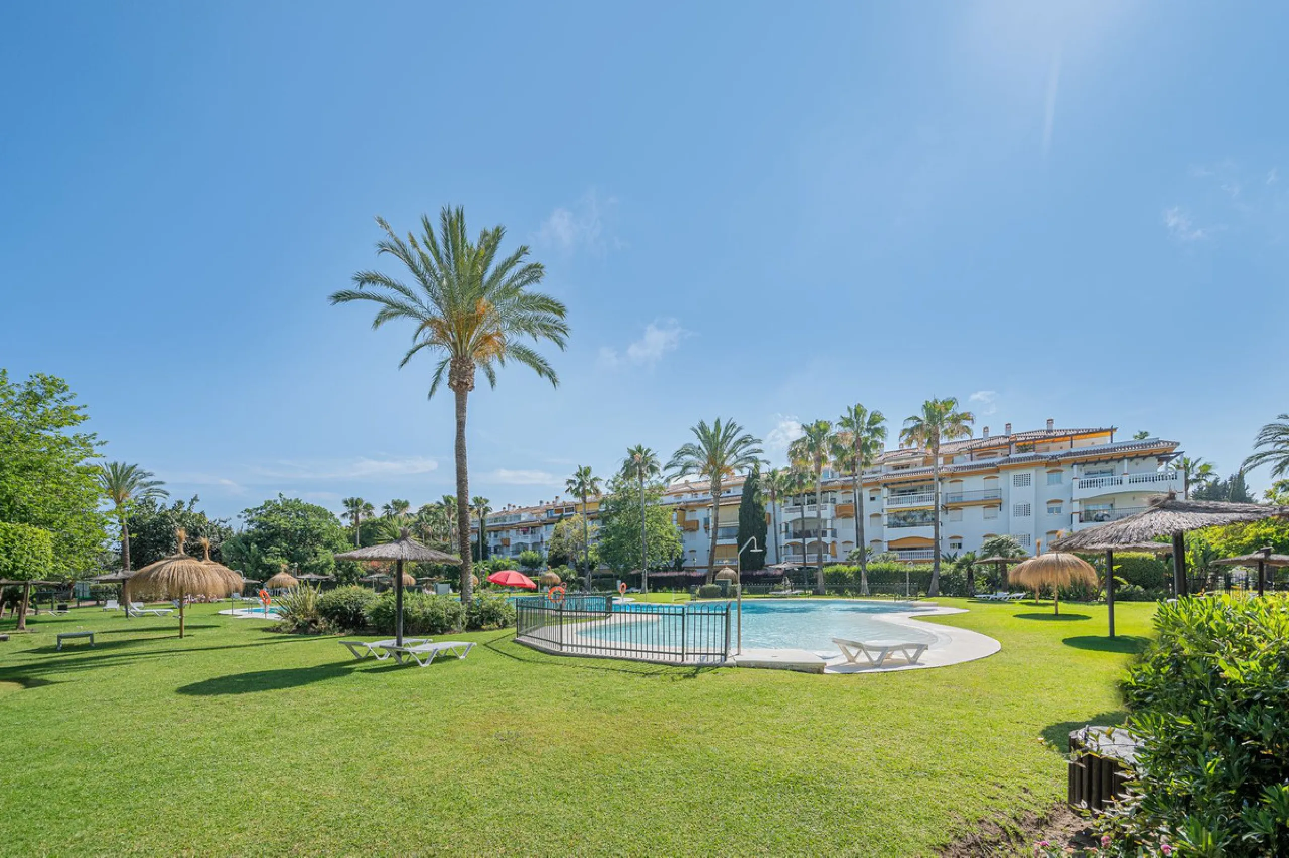 Middle Floor Apartment, Nueva Andalucía, Costa del Sol.