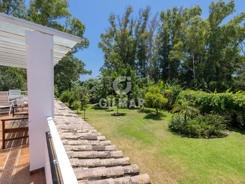 Villa in Estepona Este - Málaga