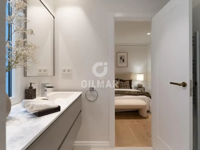 Apartment in Almagro - Madrid