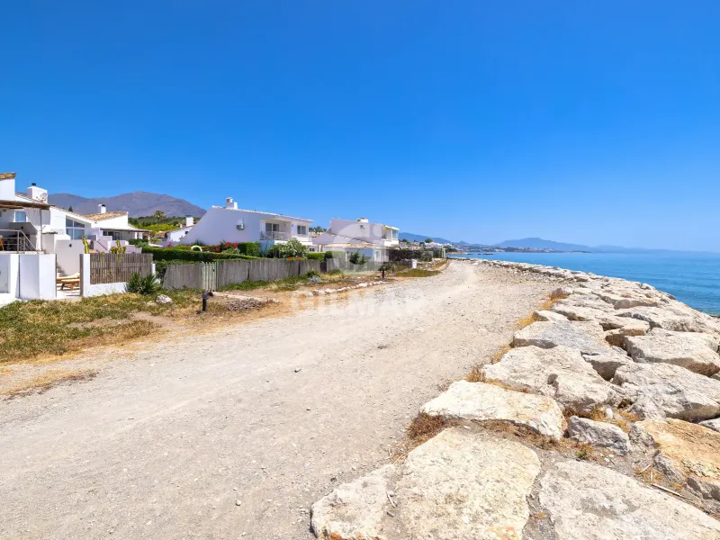 Townhouse in Estepona Oeste - Málaga