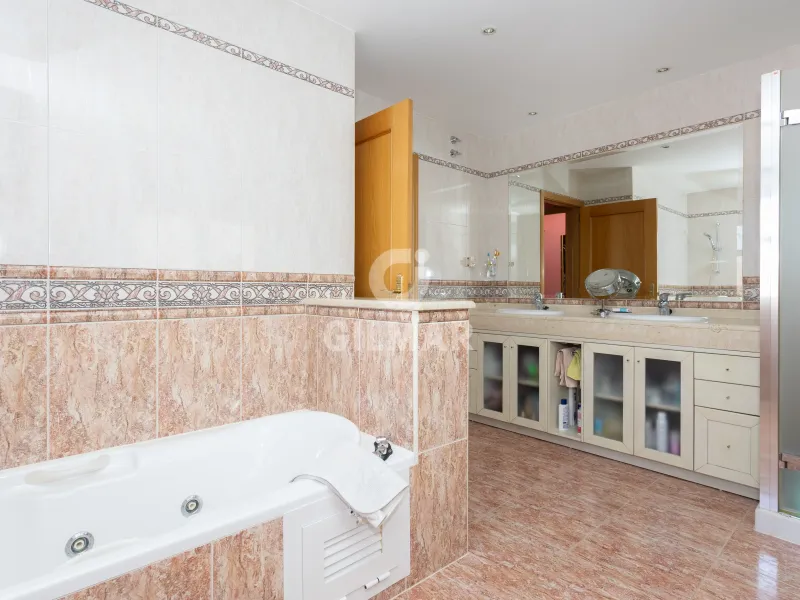 Villa in Villanueva del Pardillo - Madrid