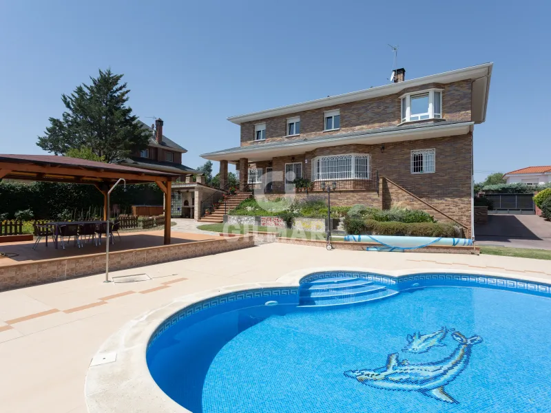 Villa in Villanueva del Pardillo - Madrid