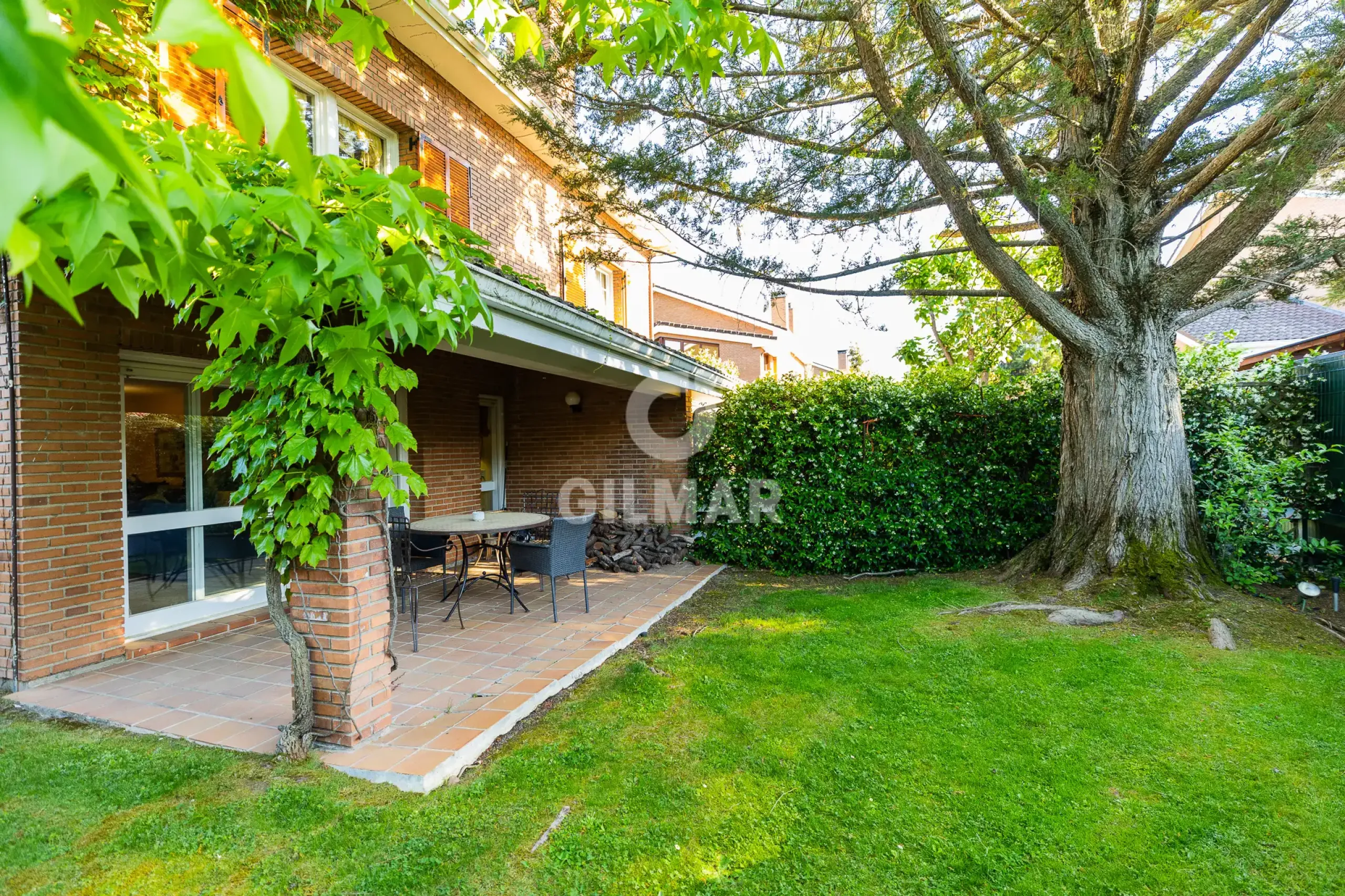 Semi-detached house in Collado Mediano / Becerril - Madrid