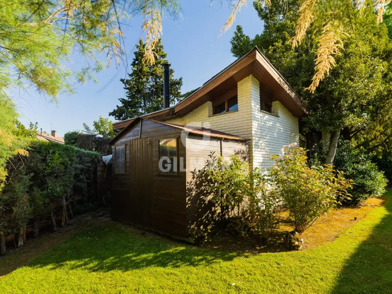 Semi-detached house in Collado Mediano / Becerril - Madrid