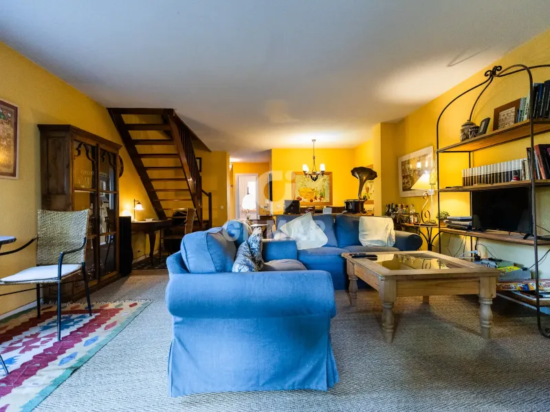Semi-detached house in Collado Mediano / Becerril - Madrid