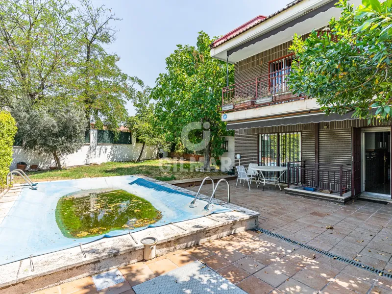 Townhouse in Peñagrande - Madrid