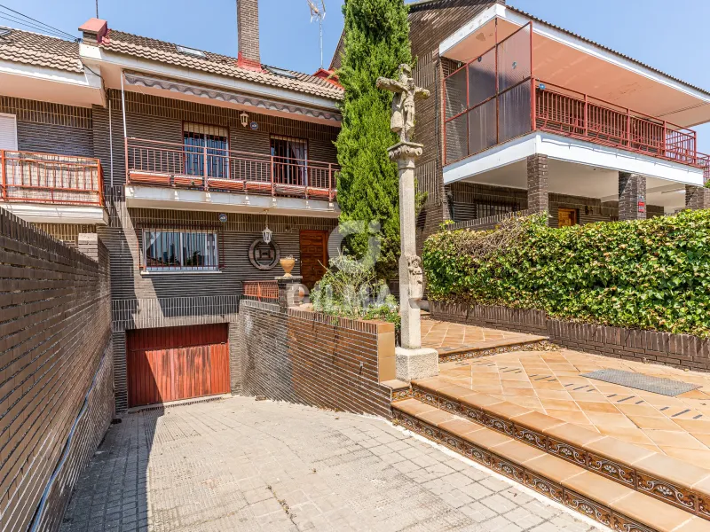 Townhouse in Peñagrande - Madrid