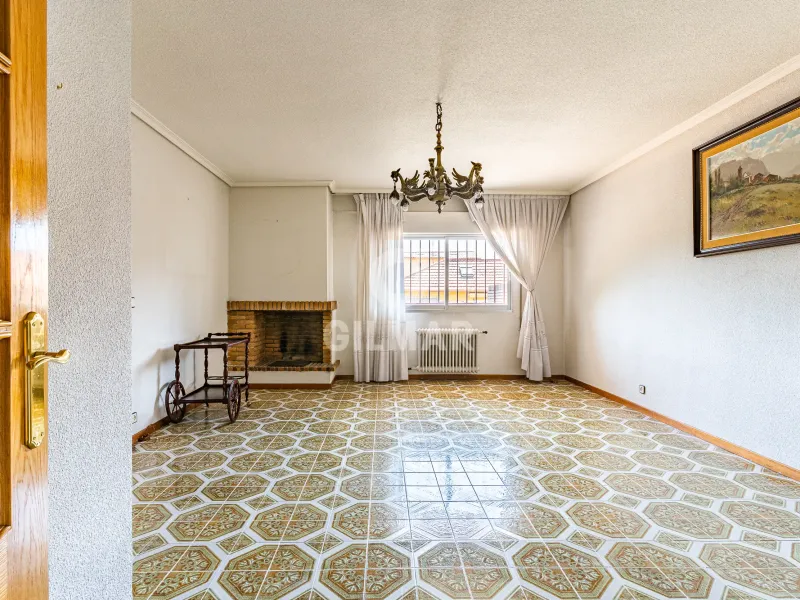 Townhouse in Peñagrande - Madrid