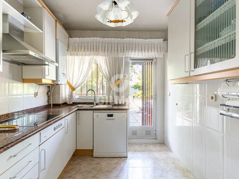 Townhouse in Peñagrande - Madrid