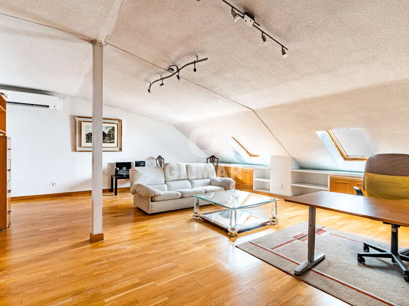 Townhouse in Peñagrande - Madrid