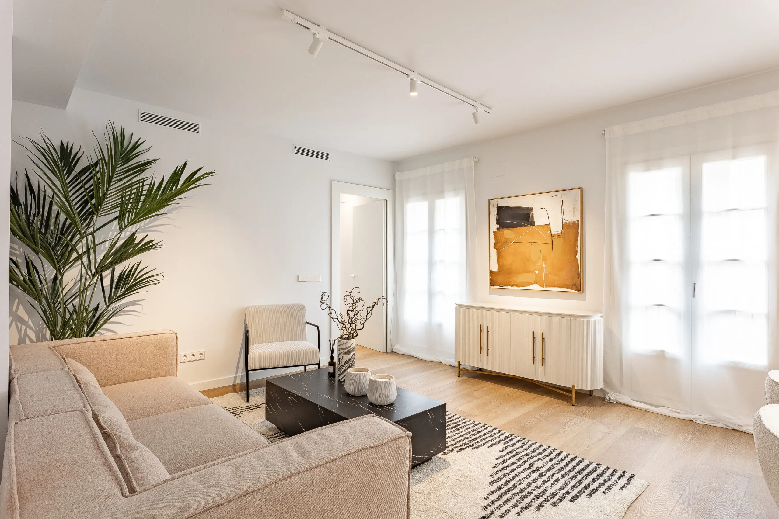 Renovated Apartaments in the centre of Barcelona