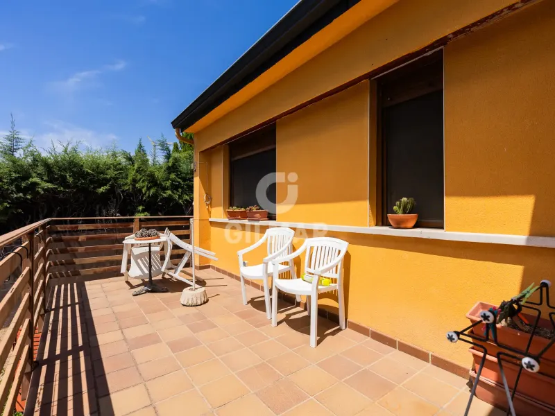 Villa in Collado Mediano / Becerril - Madrid
