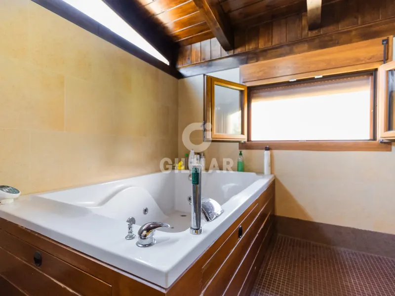 Villa in Collado Mediano / Becerril - Madrid