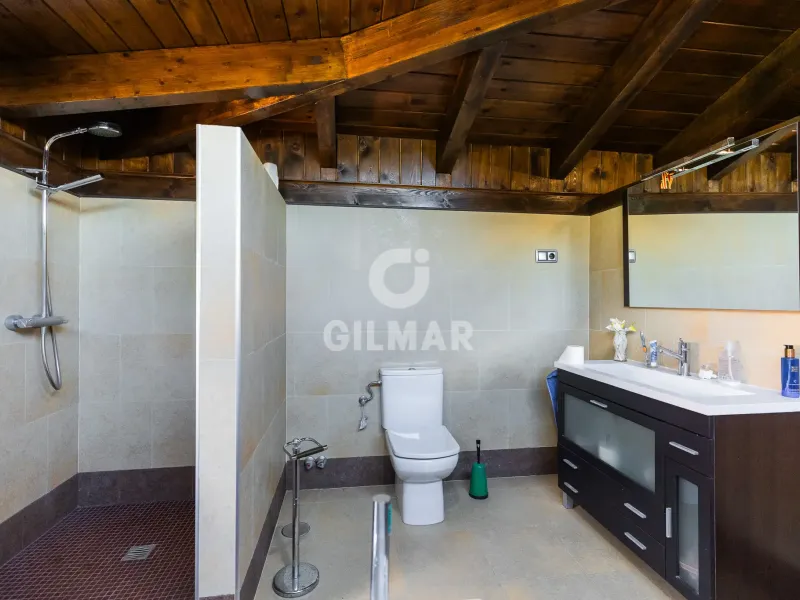 Villa in Collado Mediano / Becerril - Madrid