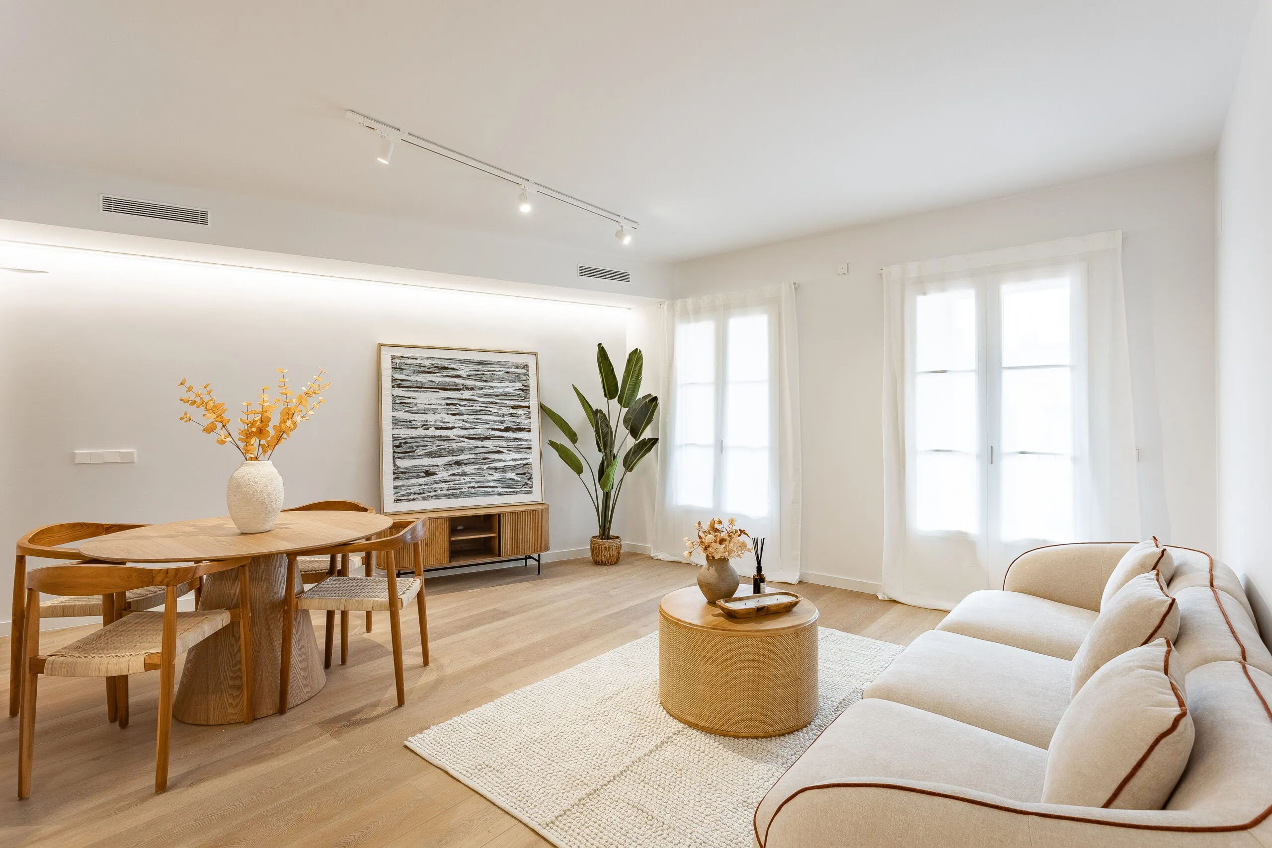 Renovated Apartaments in the centre of Barcelona