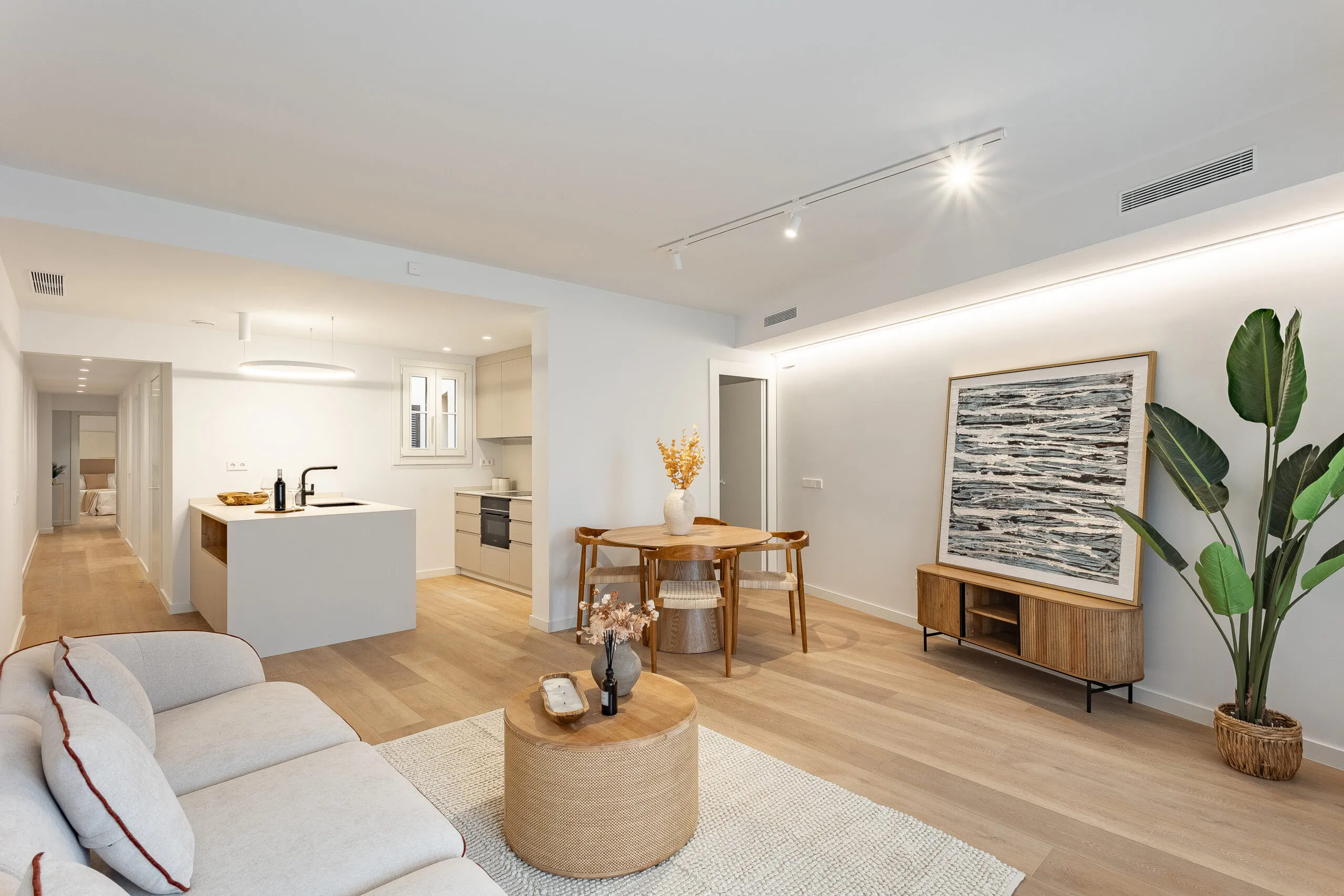 Renovated Apartaments in the centre of Barcelona