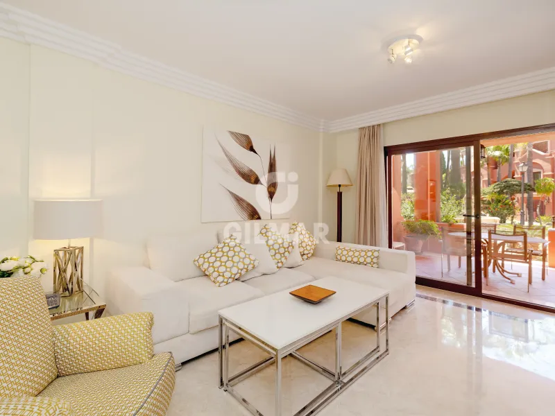 Apartment in Nueva Andalucía - Málaga
