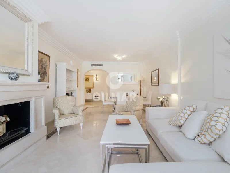 Apartment in Nueva Andalucía - Málaga