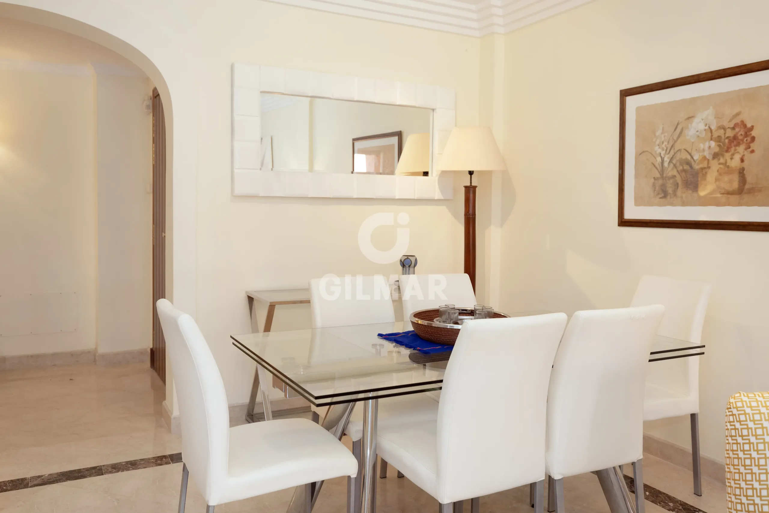 Apartment in Nueva Andalucía - Málaga