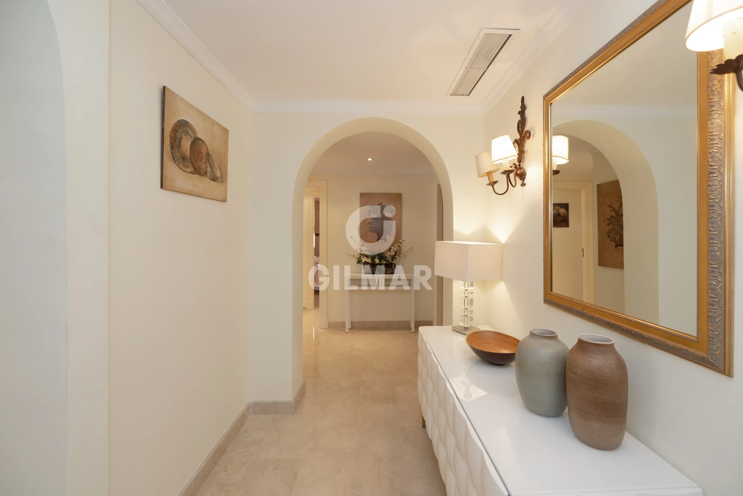 Apartment in Nueva Andalucía - Málaga